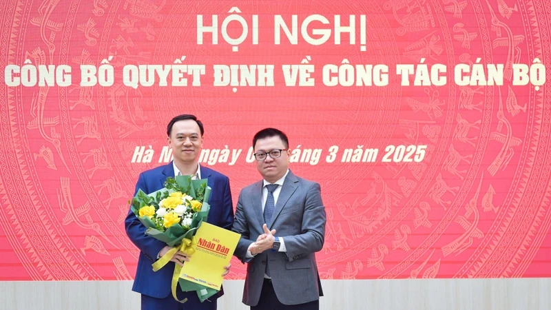 Điều động đồng chí Ngô Việt Anh, Phó Trưởng ban Nhân Dân điện tử về Trung tâm Phát triển truyền thông; đồng thời giữ chức vụ Giám đốc Trung tâm kể từ ngày 1/3/2025.