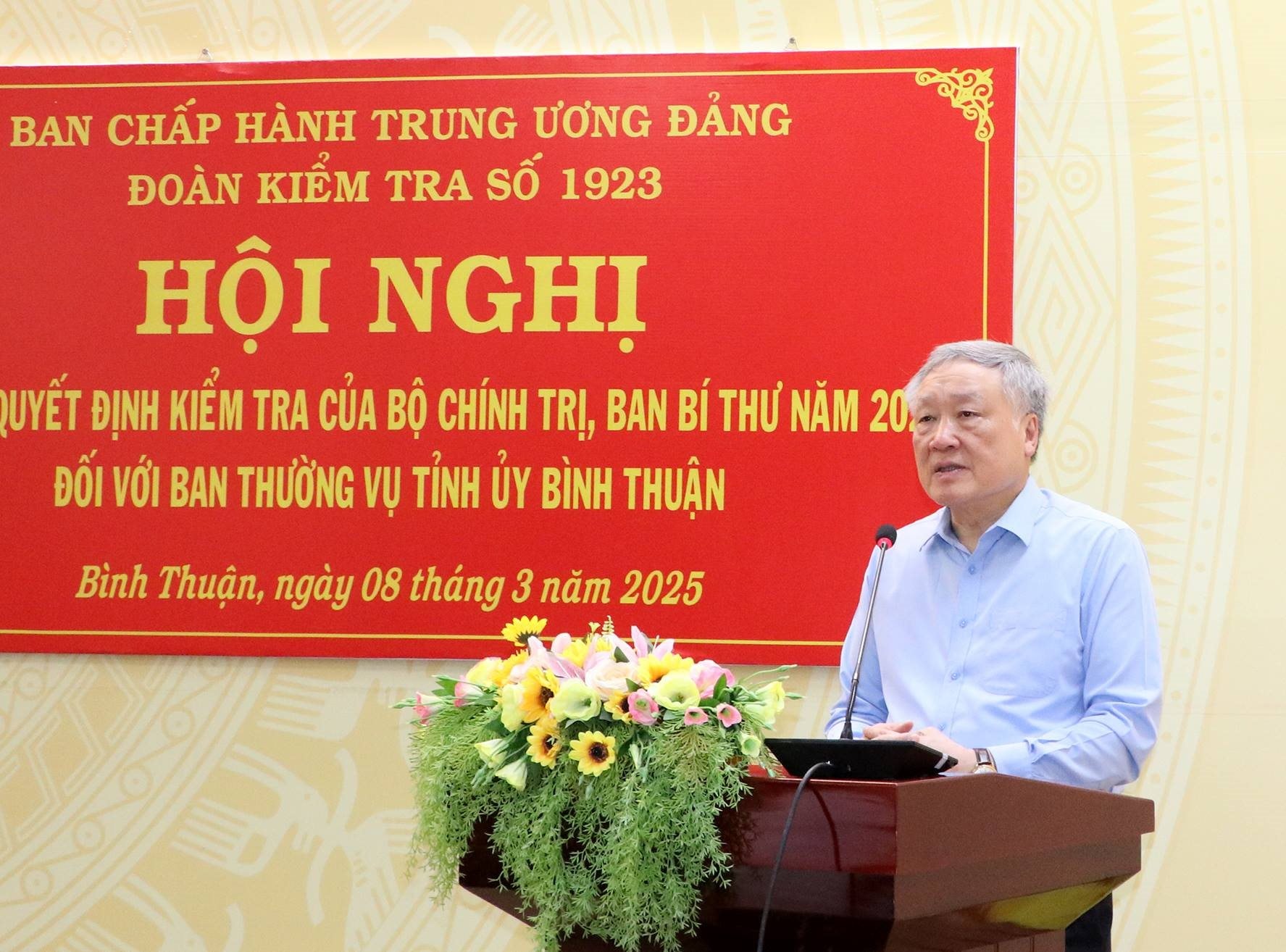 binh-thuan-lam-viec-doan-kiem-tra-bo-chinh-tri-1.jpg