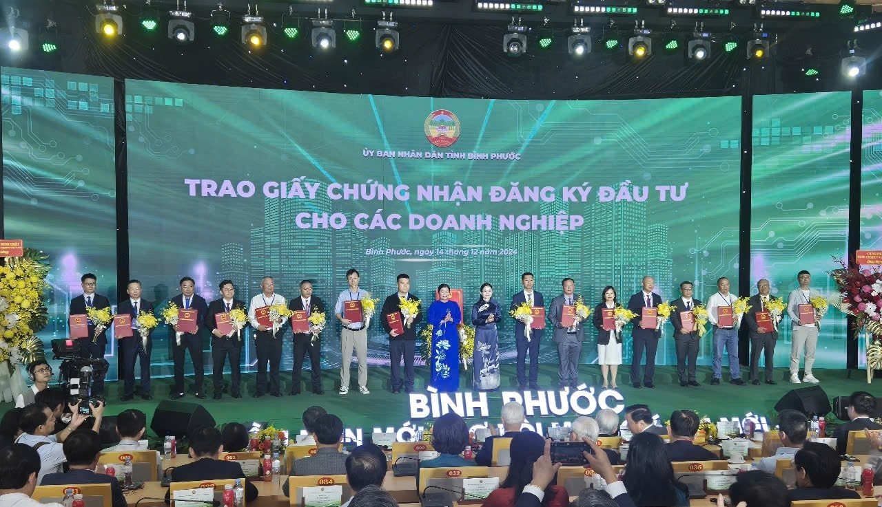 binh-phuoc-ky-niem-50-nam-giai-phong-5.jpg