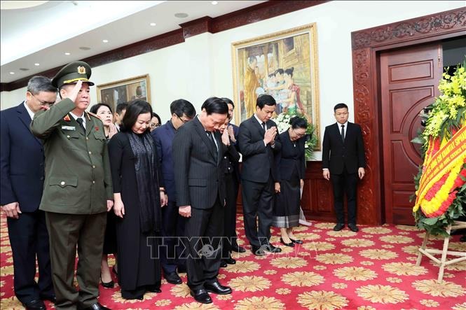 Lãnh đạo Đảng, Nhà nước viếng đồng chí Khamtay Siphandone- Ảnh 7.