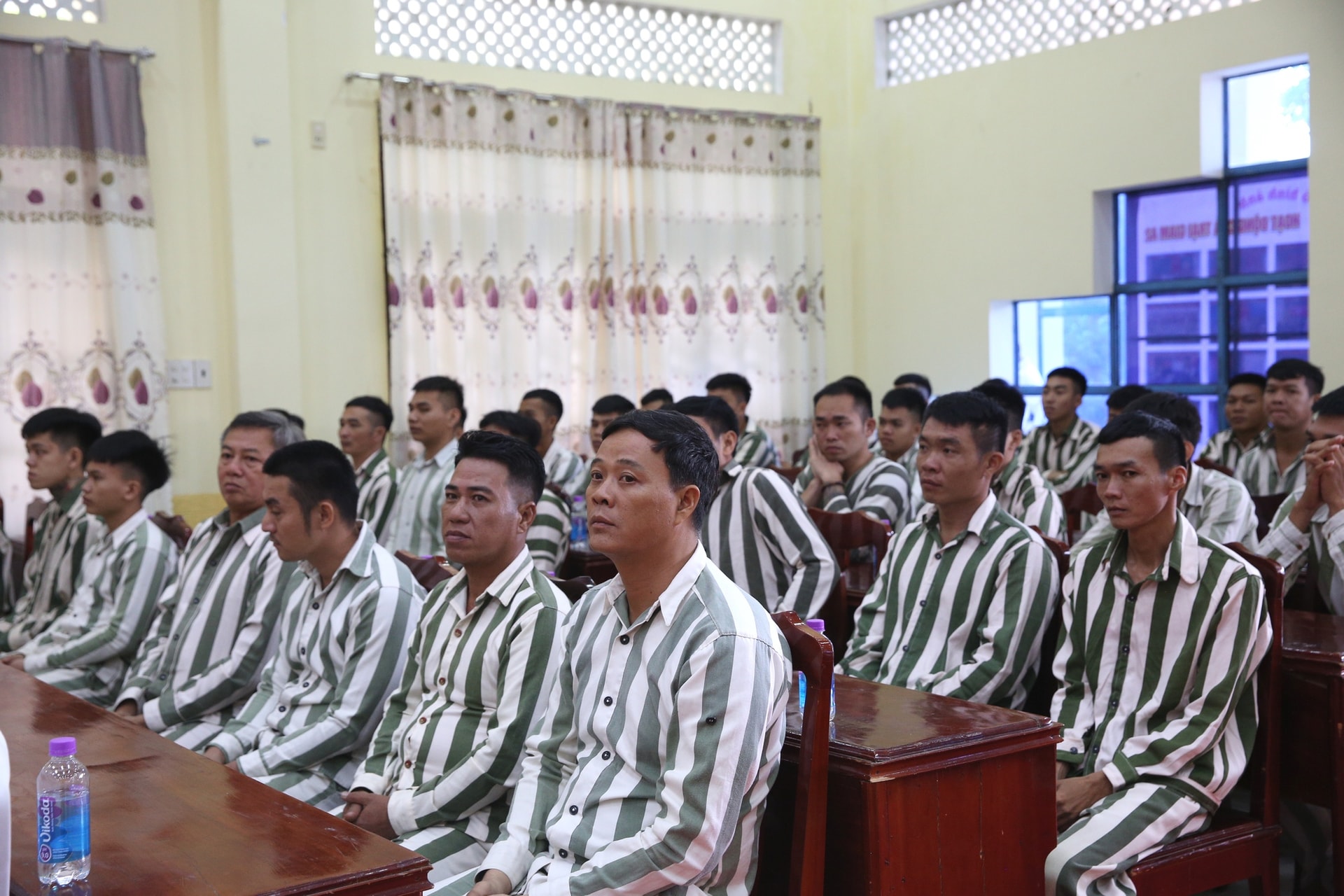 Phó Thủ tướng Thường trực Nguyễn Hòa Bình dự Lễ công bố quyết định đặc xá tại Trại giam A2- Ảnh 9.