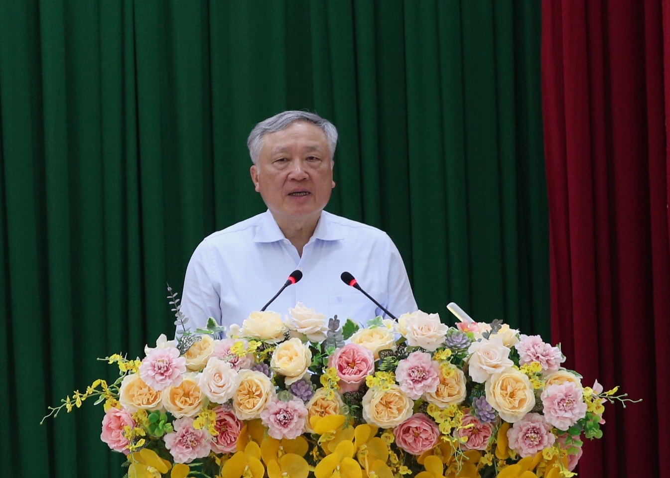 Phó Thủ tướng Thường trực Nguyễn Hòa Bình dự Lễ công bố quyết định đặc xá tại Trại giam A2- Ảnh 4.
