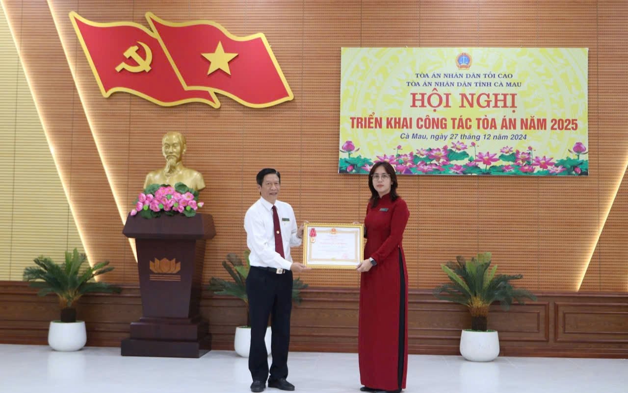 nhan-khen-thuong.jpg