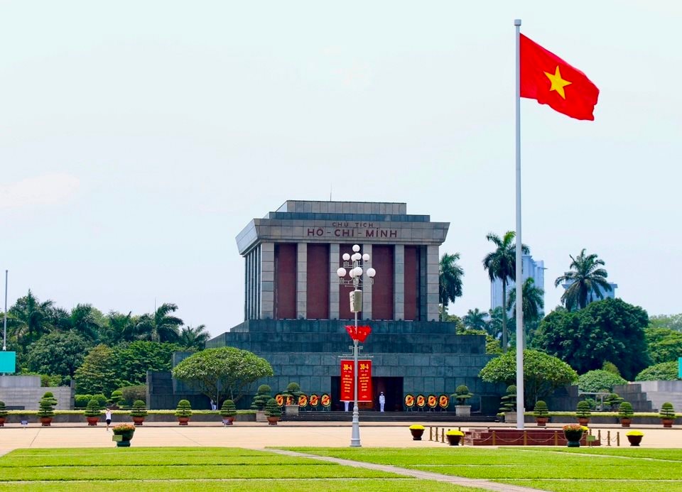 anh-1-lang-chu-tich-hcm.jpg