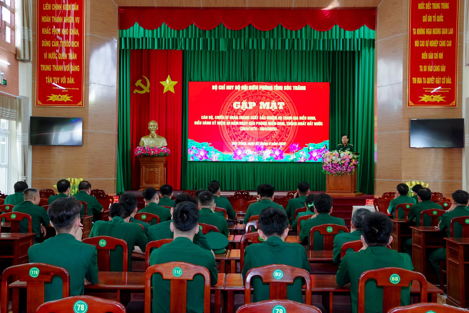 anh-1...jpg