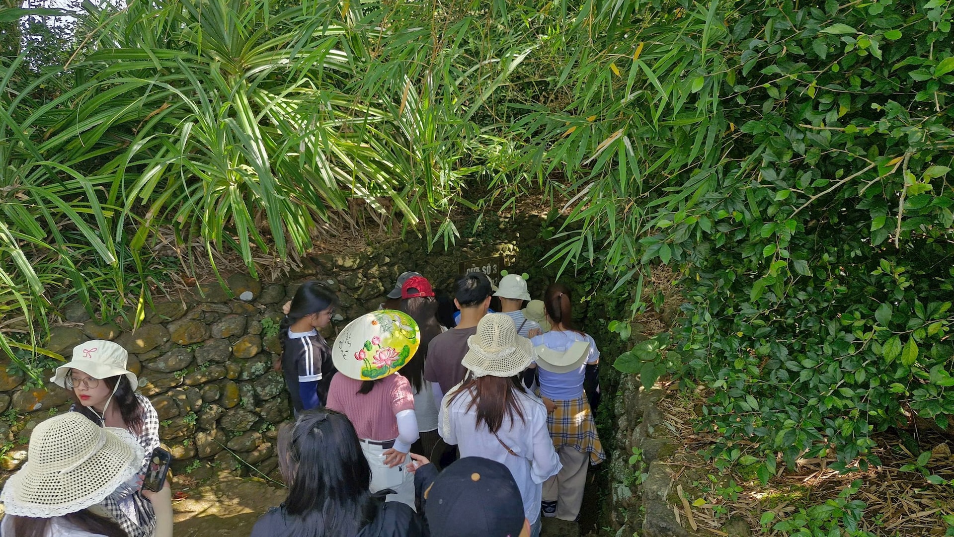 dia-dao-vinh-moc.jpg