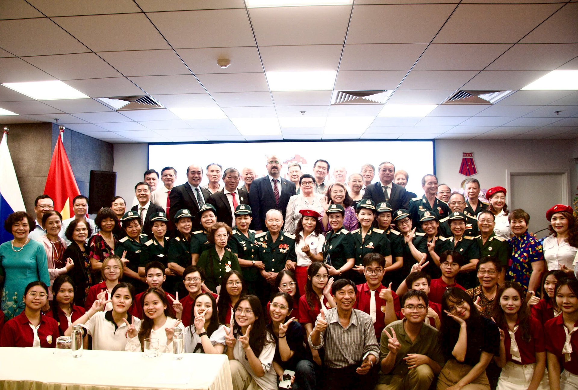 nhan3-z6573389280269_1ab802fadcd32d51a04bfa429506295c.jpg