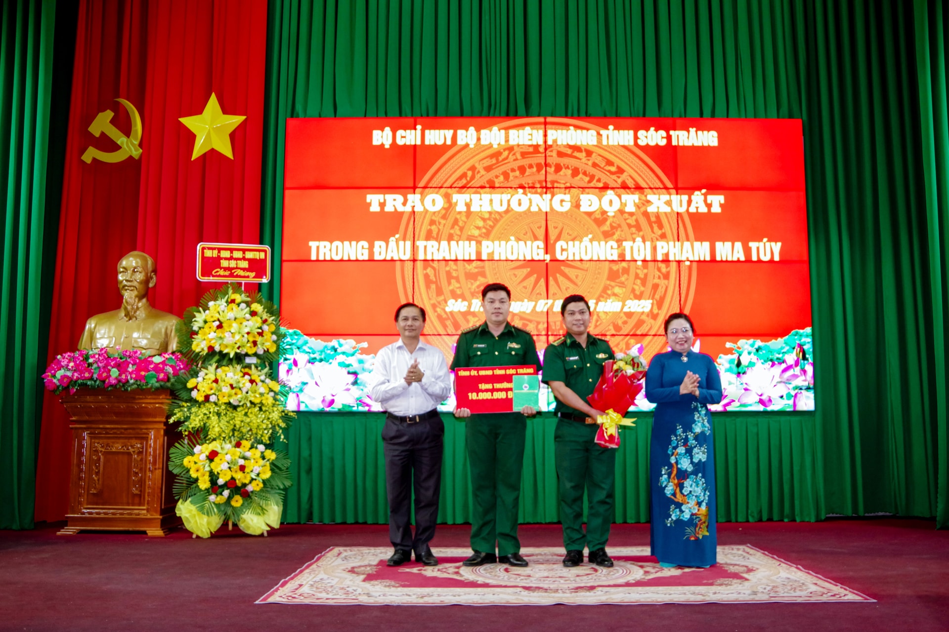 anh-1...jpg