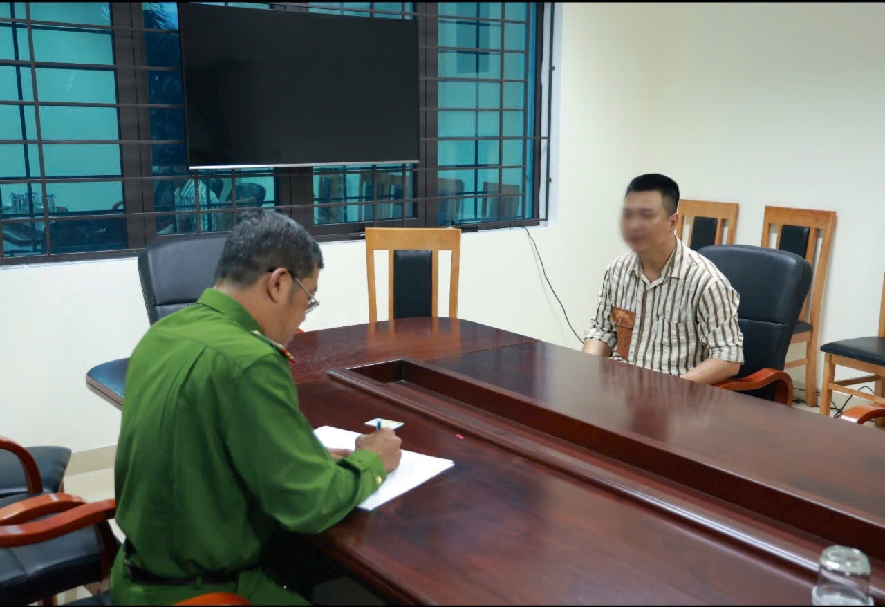 bat-giu-doi-tuong-cuong-doat-dau-thu.jpg