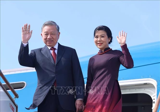 Tổng Bí thư Tô Lâm và Phu nhân bắt đầu thăm cấp Nhà nước Cộng hòa Azerbaijan- Ảnh 1.