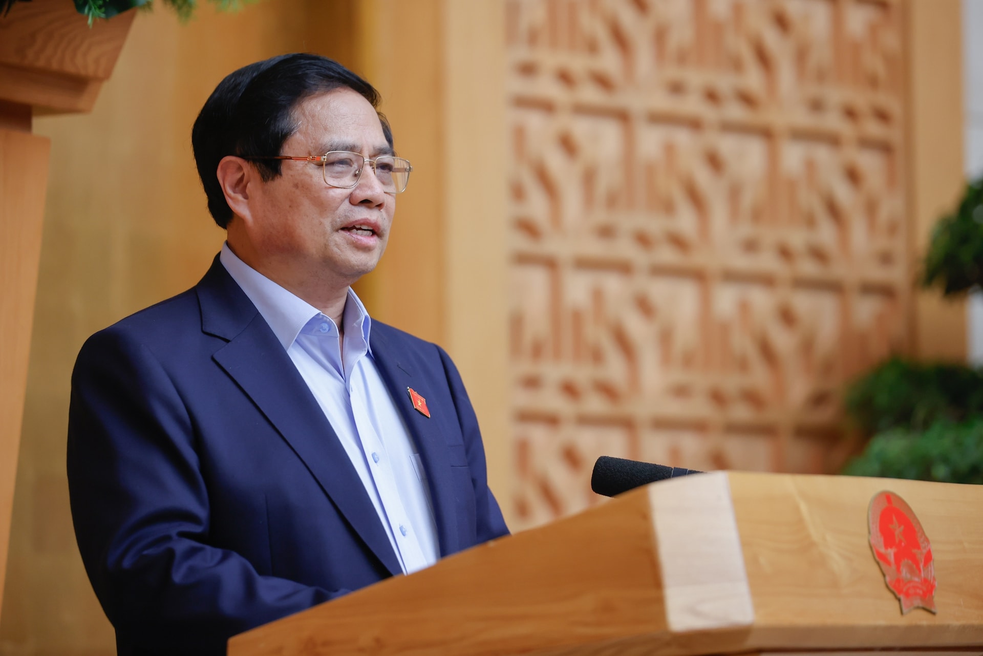 Thủ tướng: Khẩn trương bố trí đủ kinh phí, chi trả cho người nghỉ việc 'càng sớm càng tốt'- Ảnh 1.