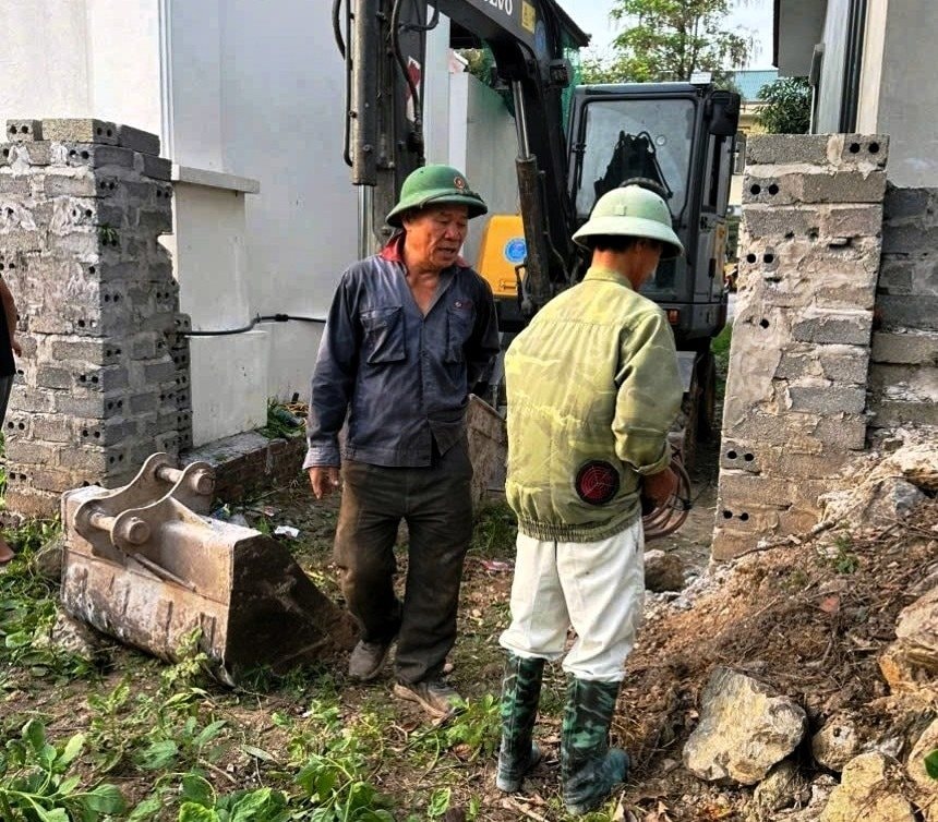 mo_lai_loi_di.jpg