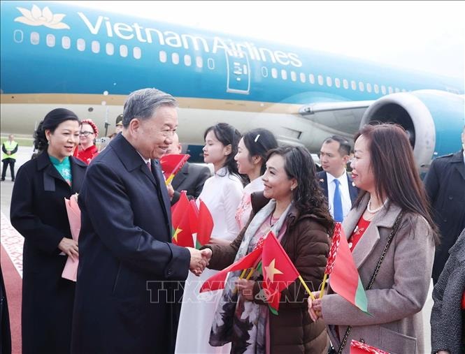 Tổng Bí thư Tô Lâm và Phu nhân bắt đầu thăm cấp Nhà nước Cộng hòa Belarus- Ảnh 3.