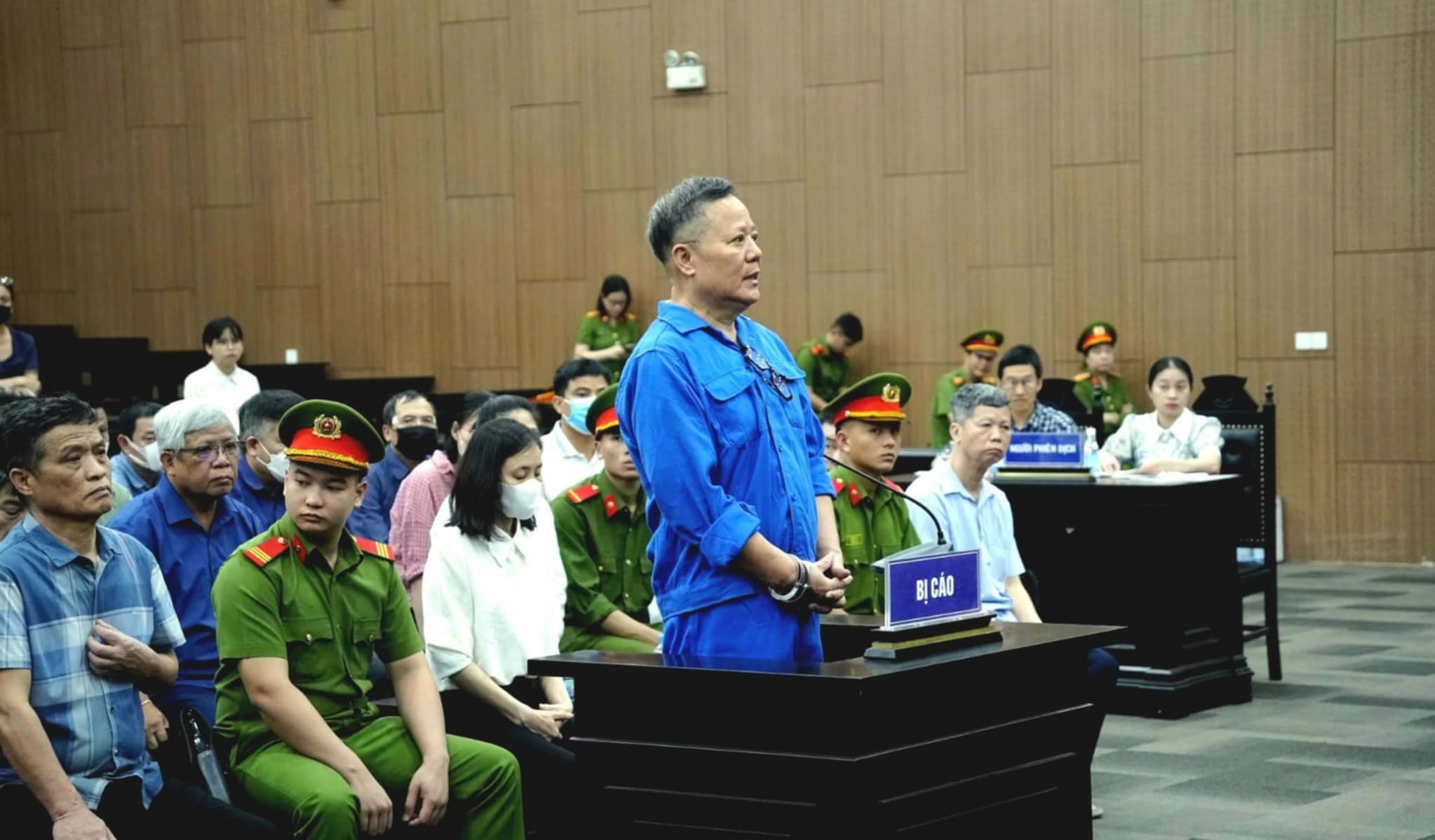 bc-huan-moi.jpeg