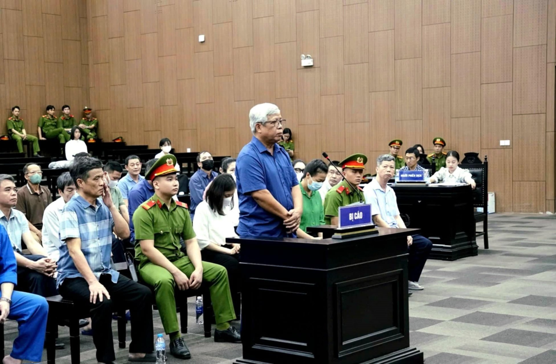 bi-cao-nguyen-linh-ngoc.jpeg