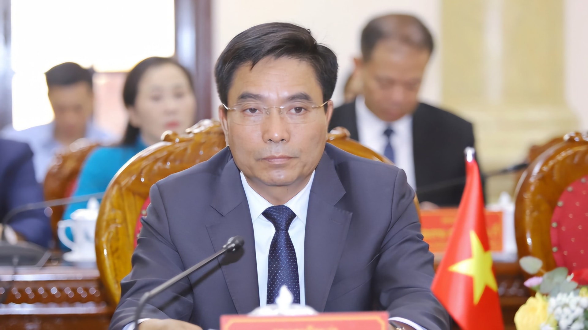 lao-.jpg
