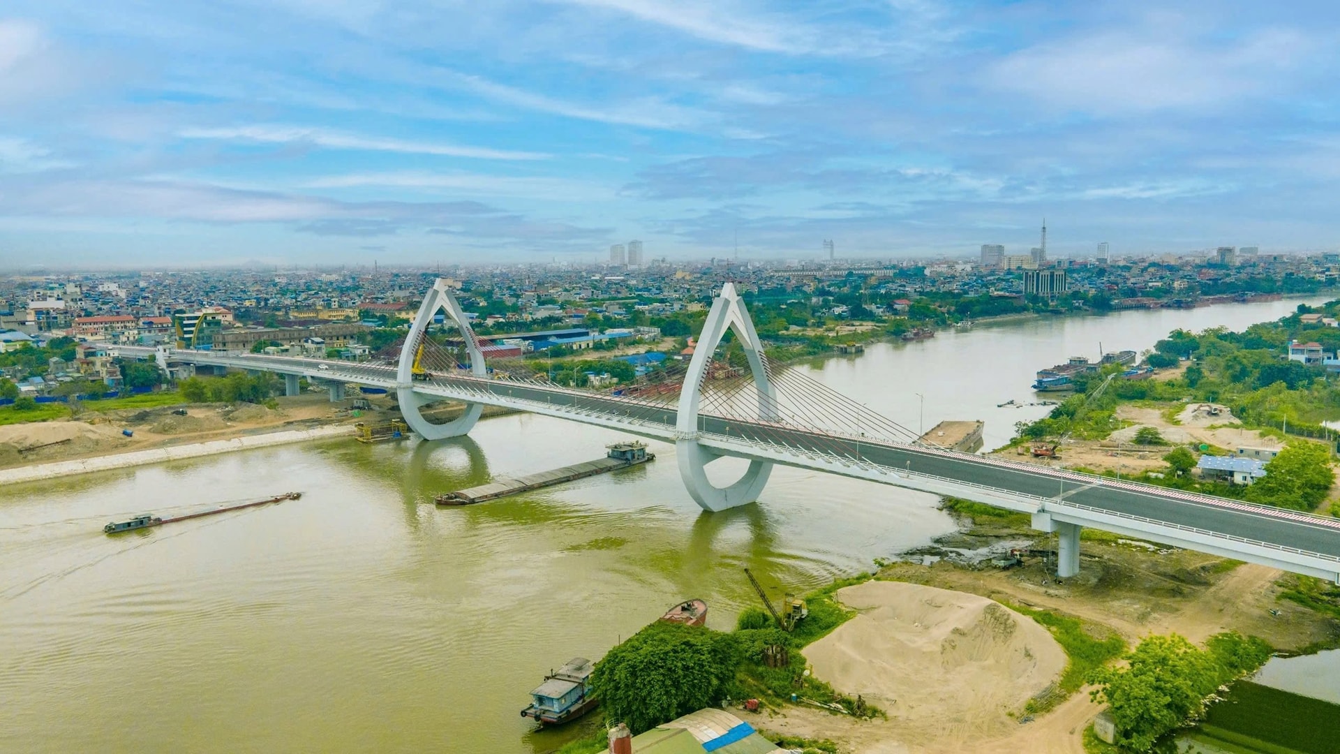 cau-thien-truong-1747626069404.jpeg