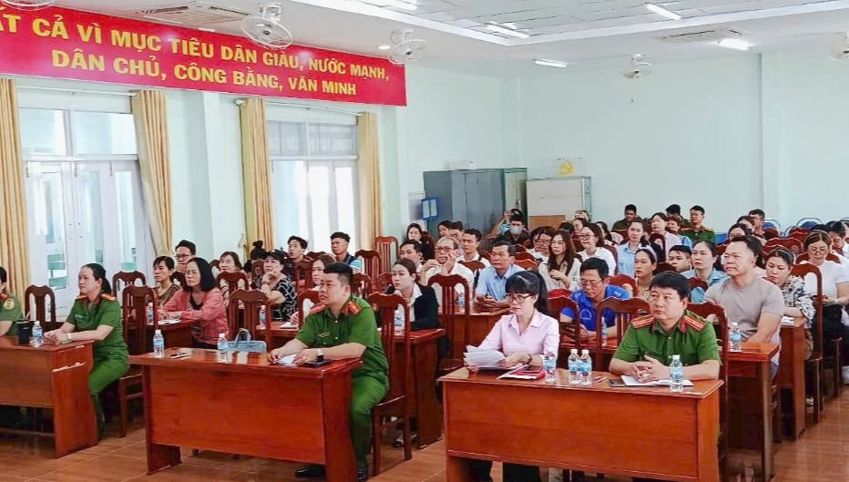 ma-tui-hoang.jpg