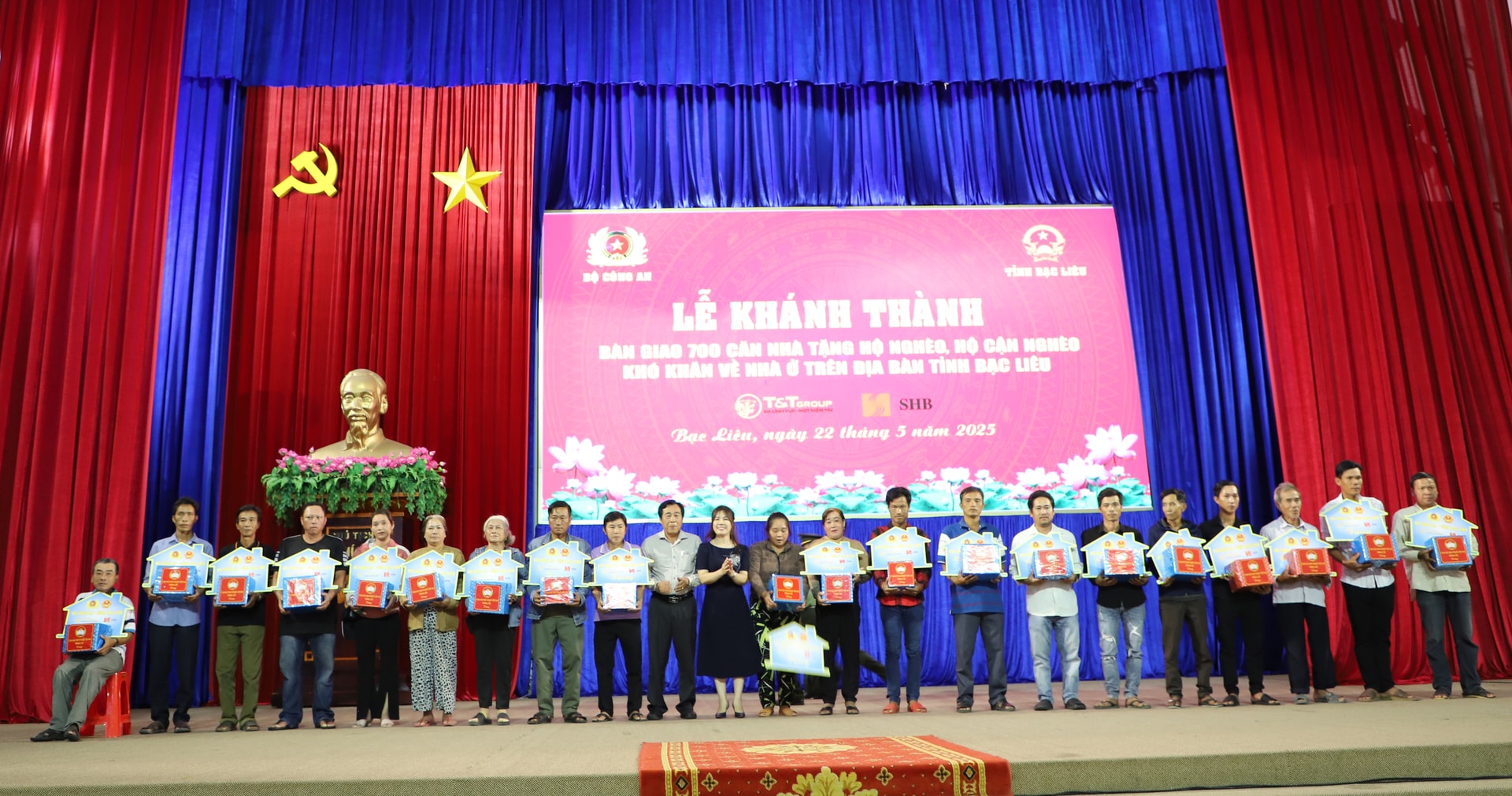 anh-2(1).jpg