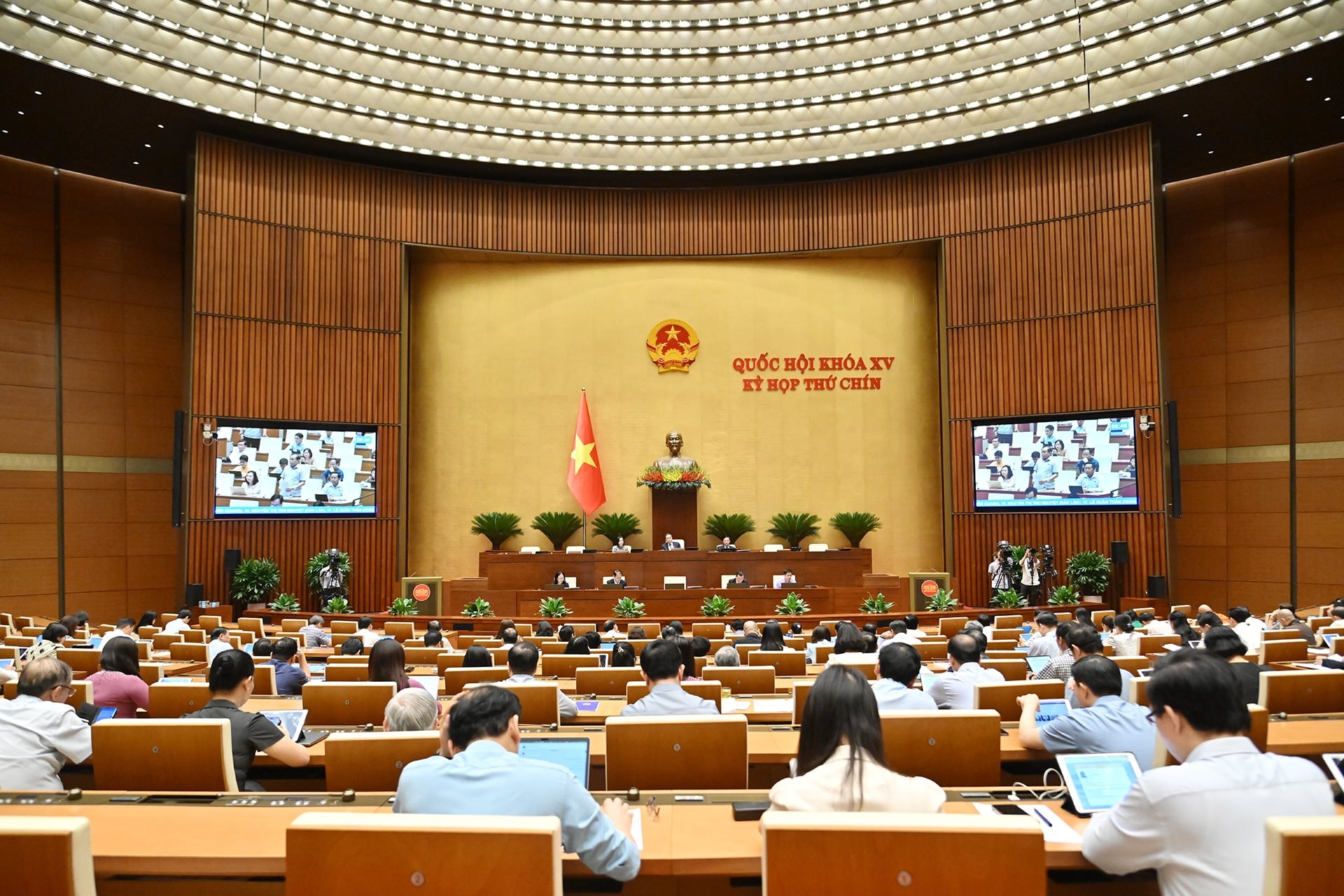 chi_3096.jpg
