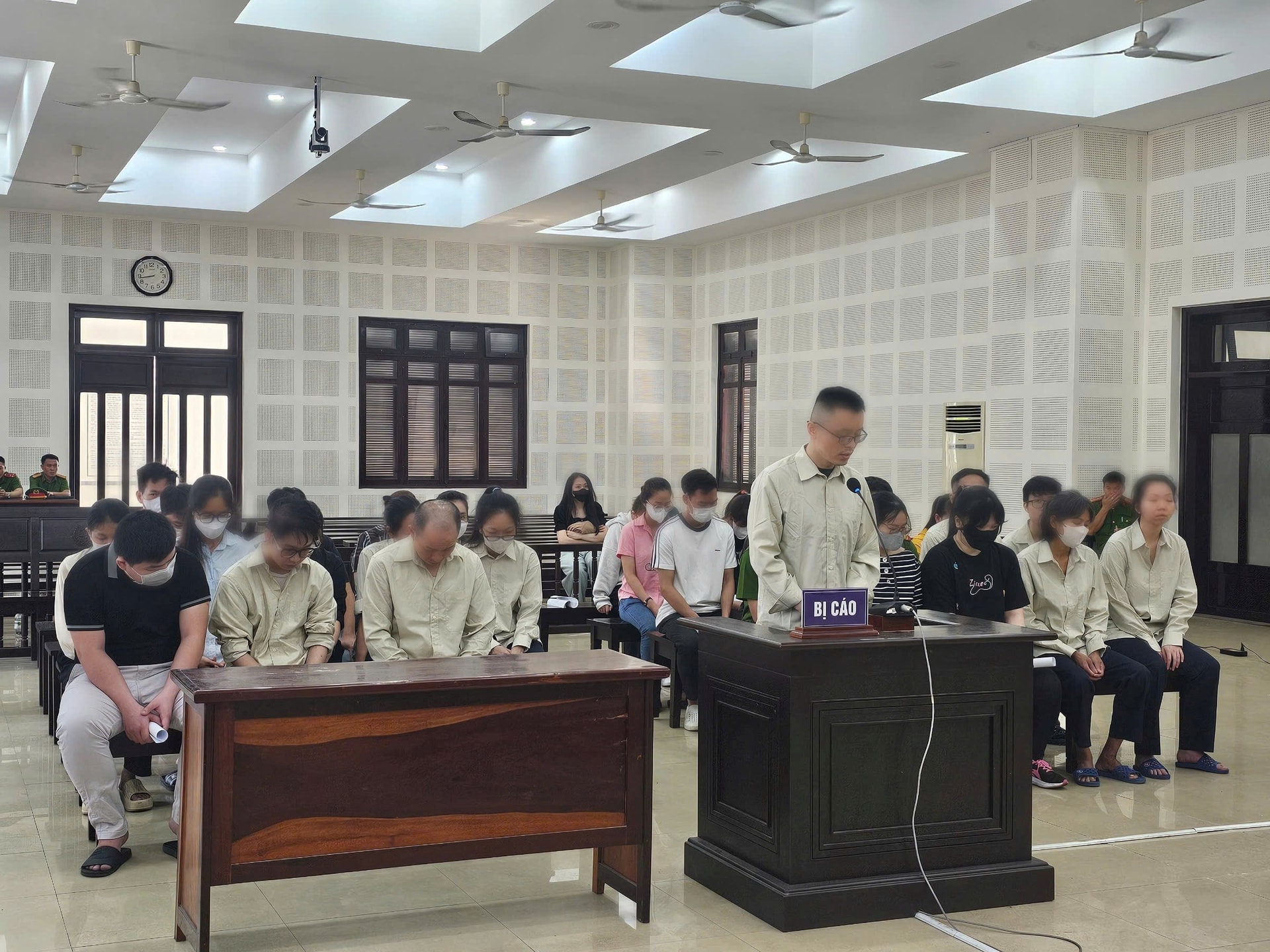 23-5-vay-lai-nang5.jpg