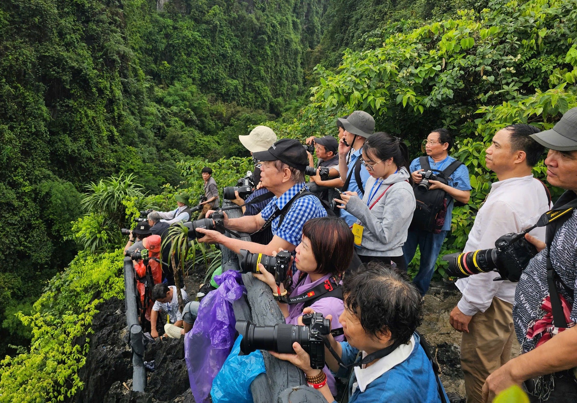 photo_tour3.jpg