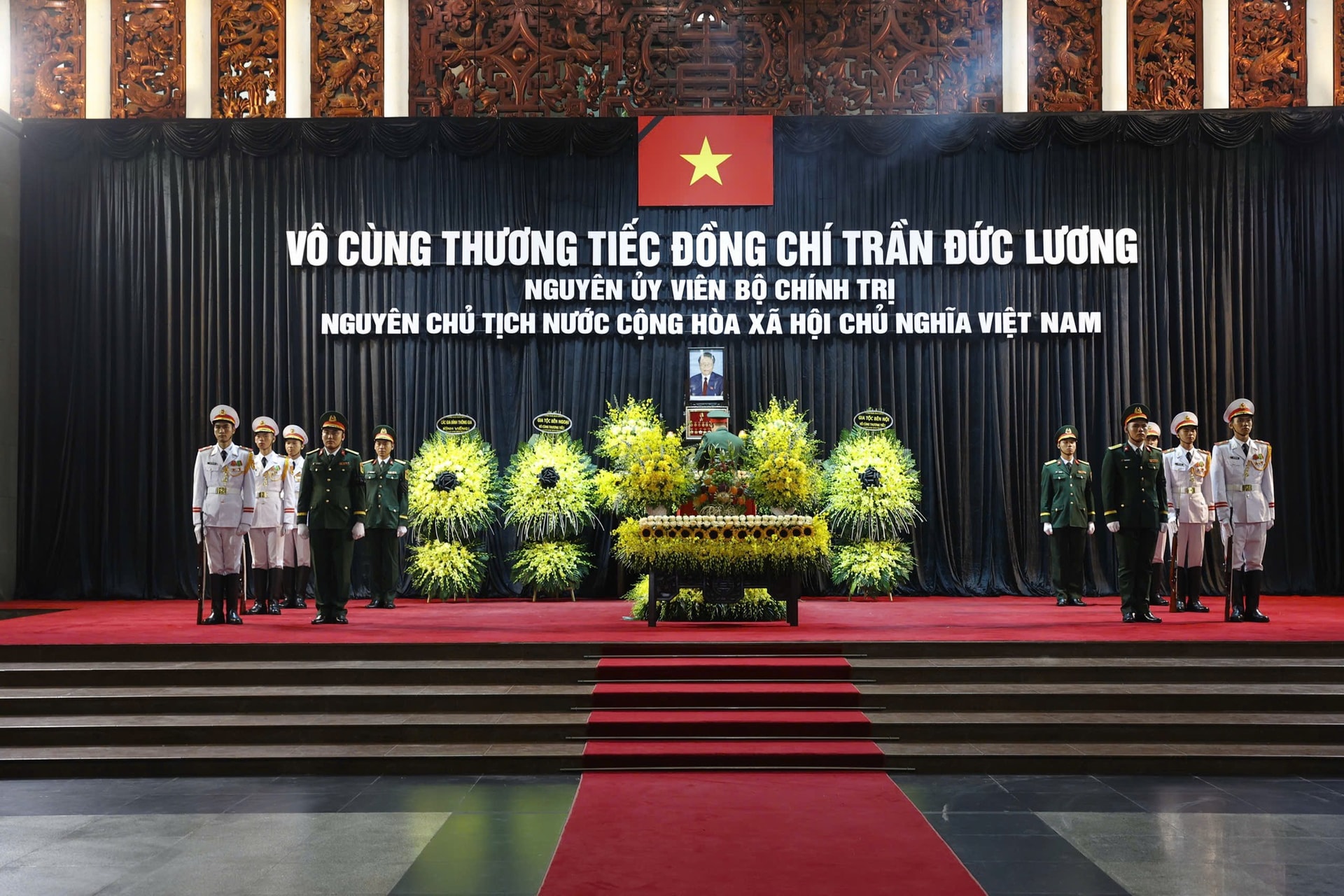 LỄ QUỐC TANG NGUYÊN CHỦ TỊCH NƯỚC TRẦN ĐỨC LƯƠNG- Ảnh 2.