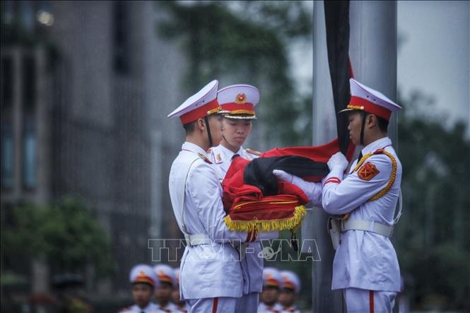LỄ QUỐC TANG NGUYÊN CHỦ TỊCH NƯỚC TRẦN ĐỨC LƯƠNG- Ảnh 4.