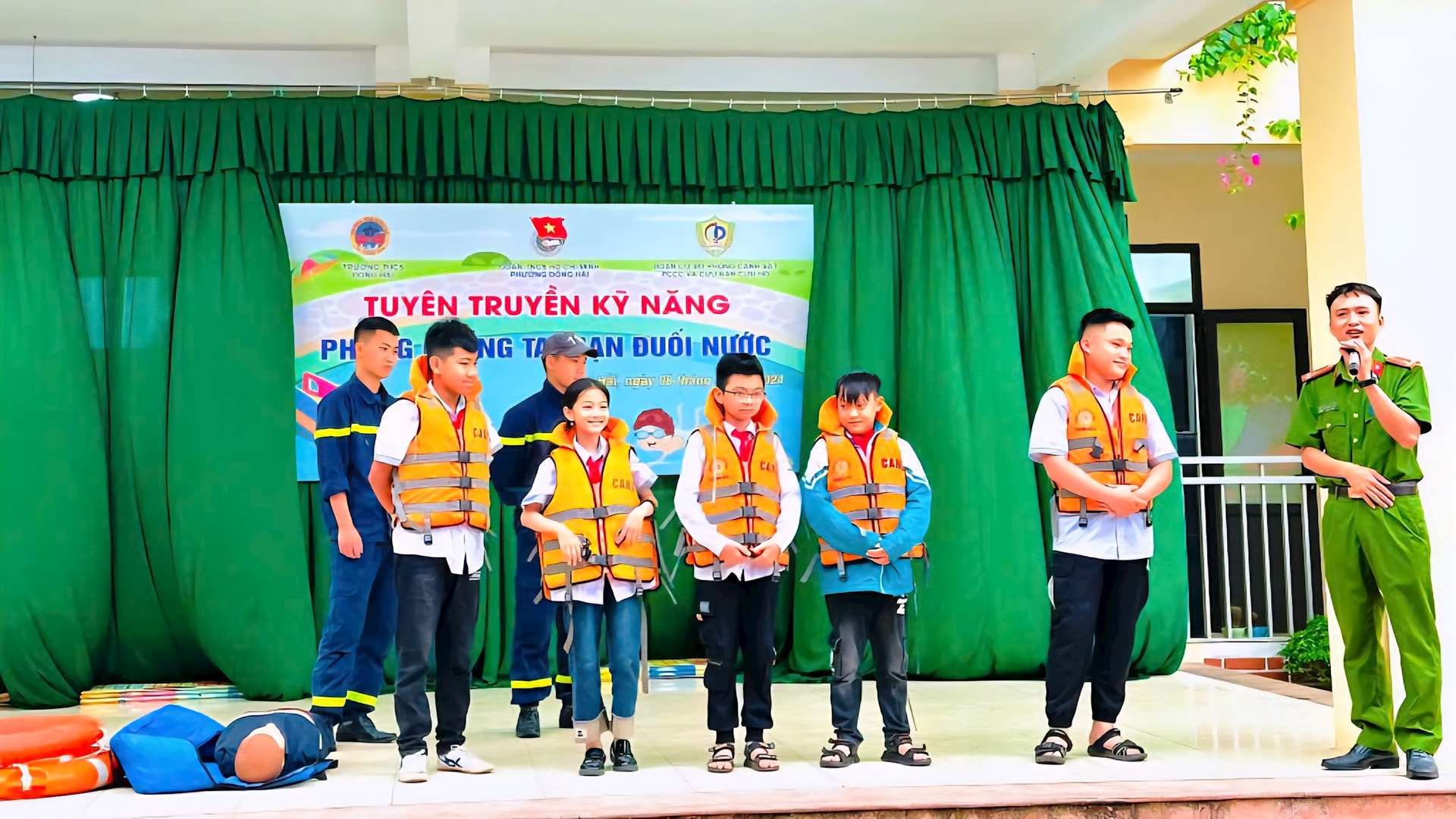 tuyen-truyen..jpg