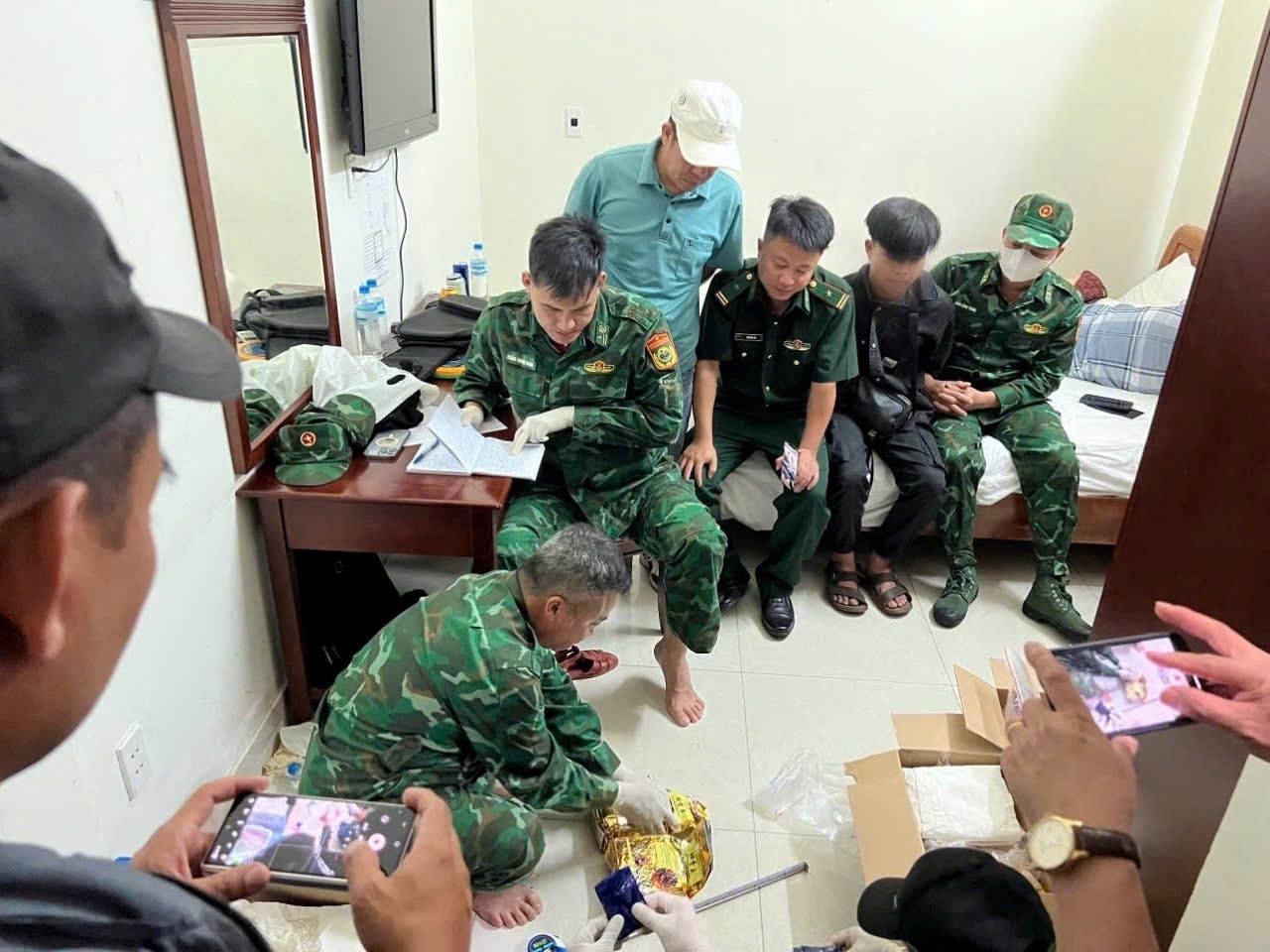 ma-tuy-200525-2.jpg