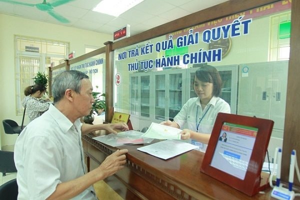 phan-anh-thu-tuc-hanh-chinh.jpg