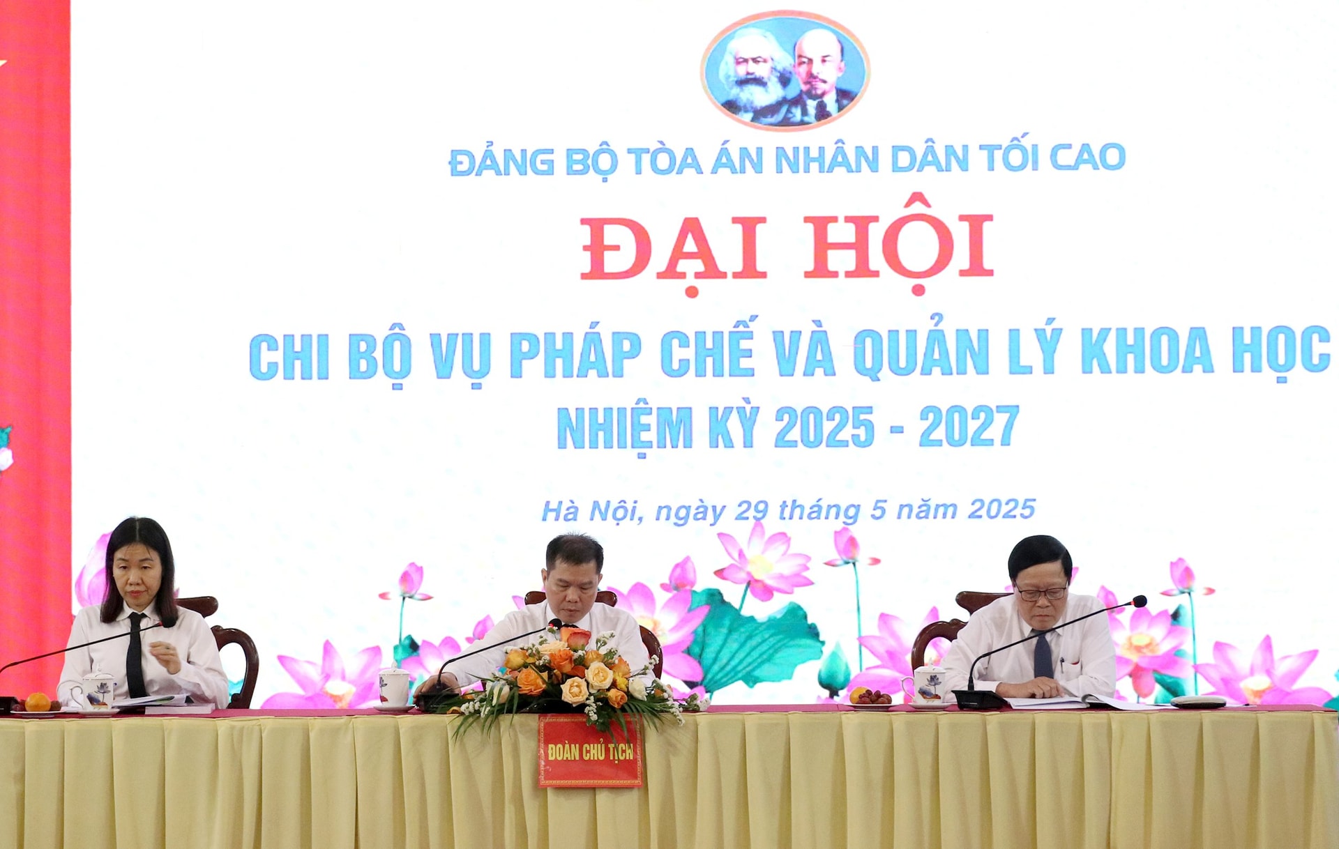 vu-pc-qlkh-3-(1).jpg