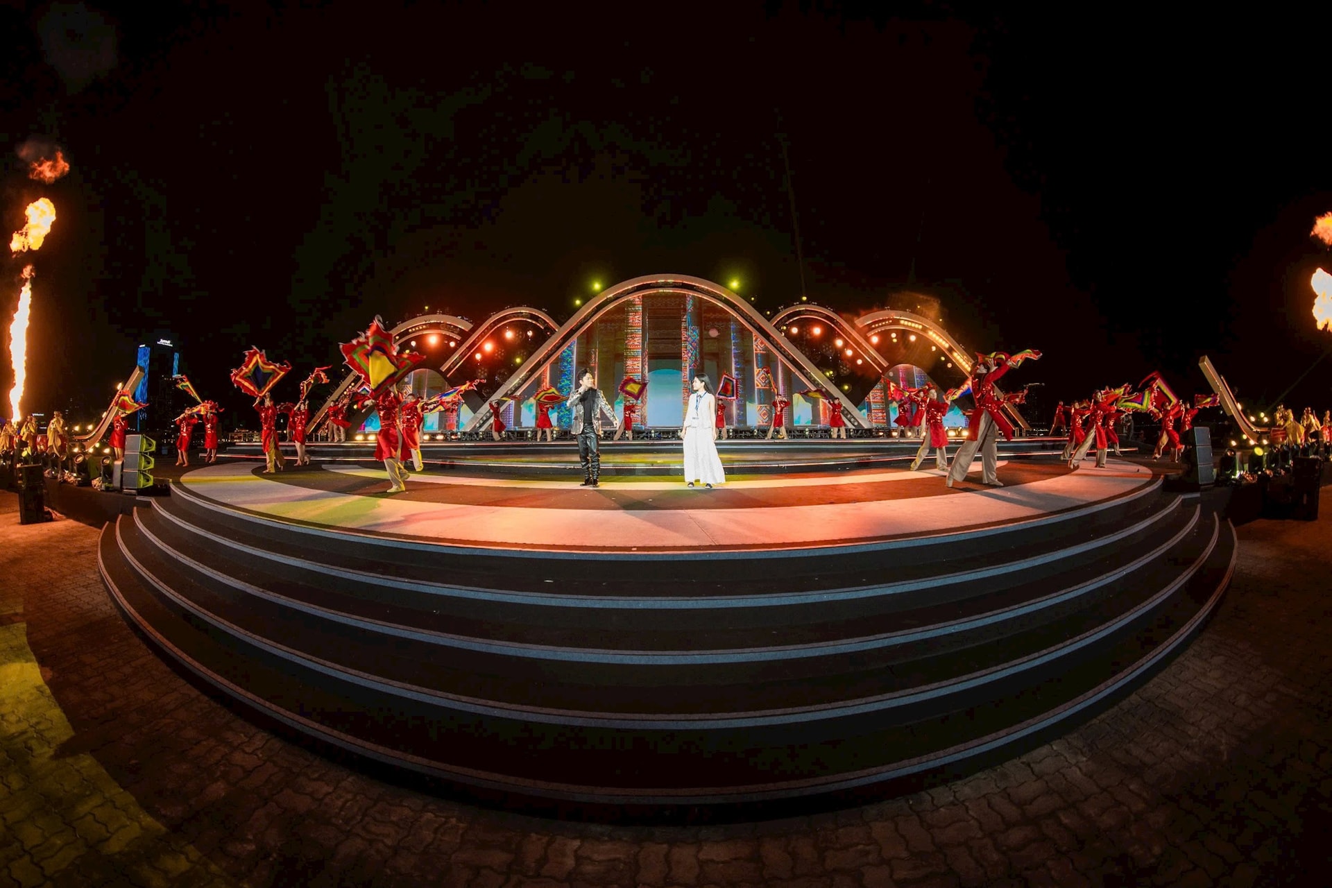 31-5-tong-duyet-phao-hoa1.jpg