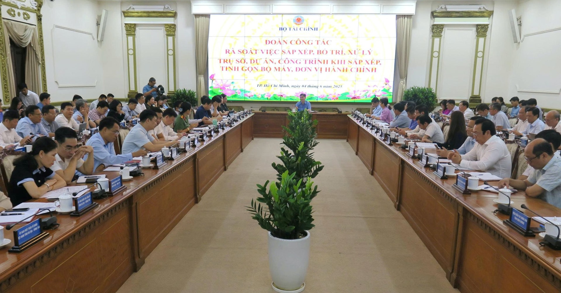 1-bo-tai-chinh-.jpg