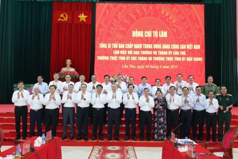 vna-potal-tong-bi-thu-to-lam-lam-viec-voi-thuong-vu-thanh-uy-can-tho-thuong-truc-tinh-uy-soc-trang-va-hau-giang-8073047-7611.jpg