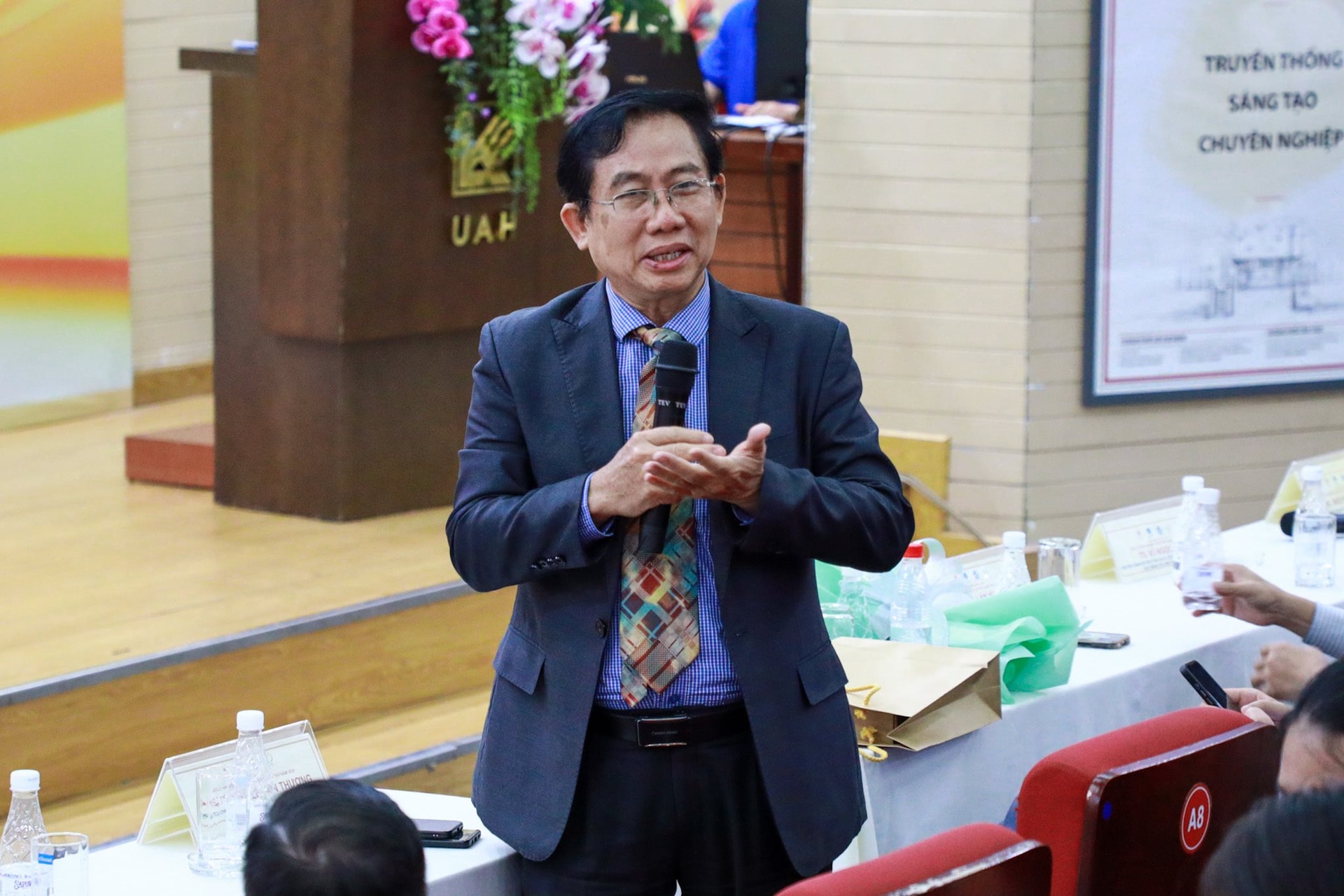 pgs.ts.kts.-le-van-thuong-hieu-truong-truong-dh-kien-truc-tp.hcm-phat-bieu.jpg