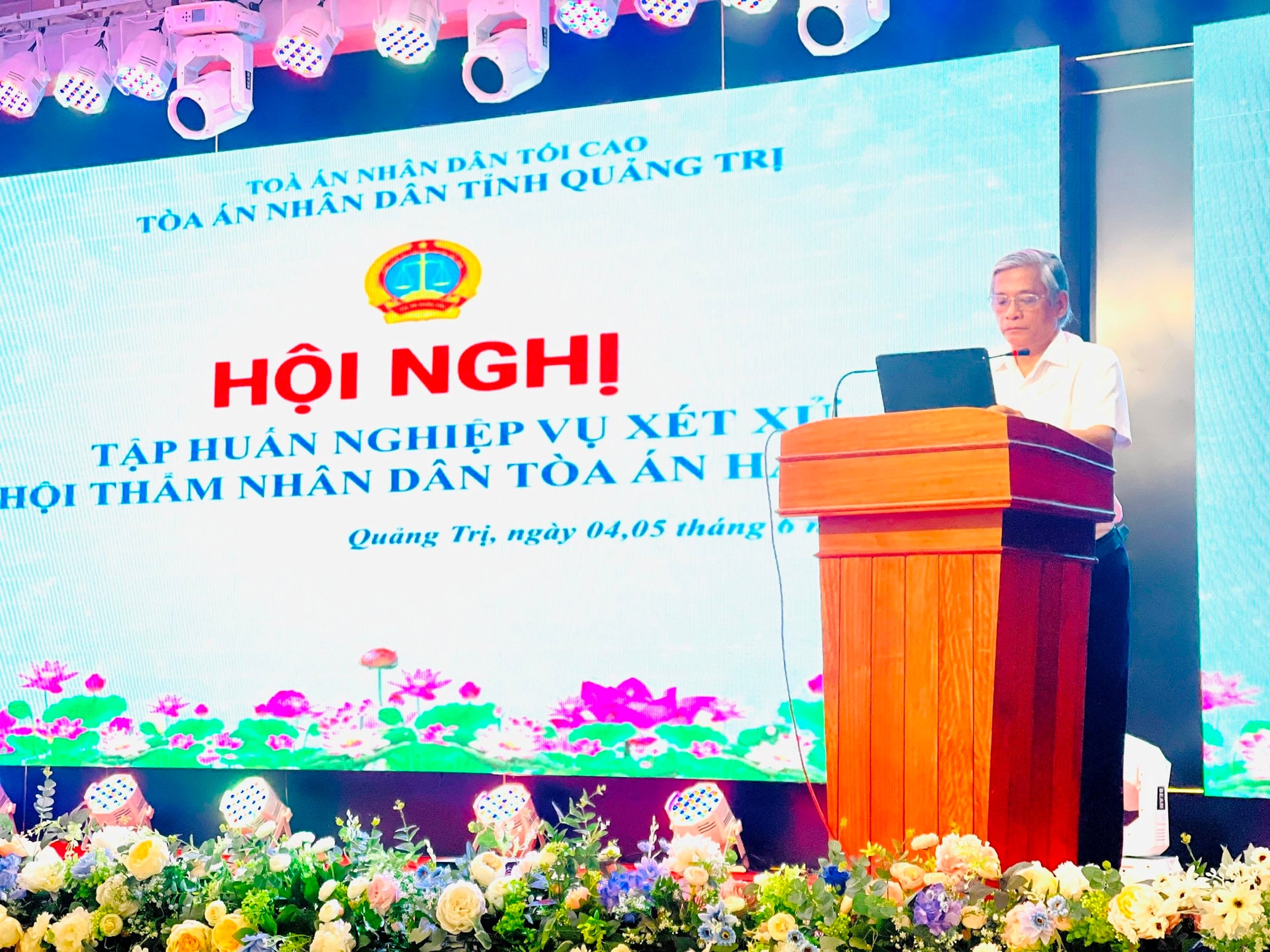 tap-huan-hoi-tham.jpg