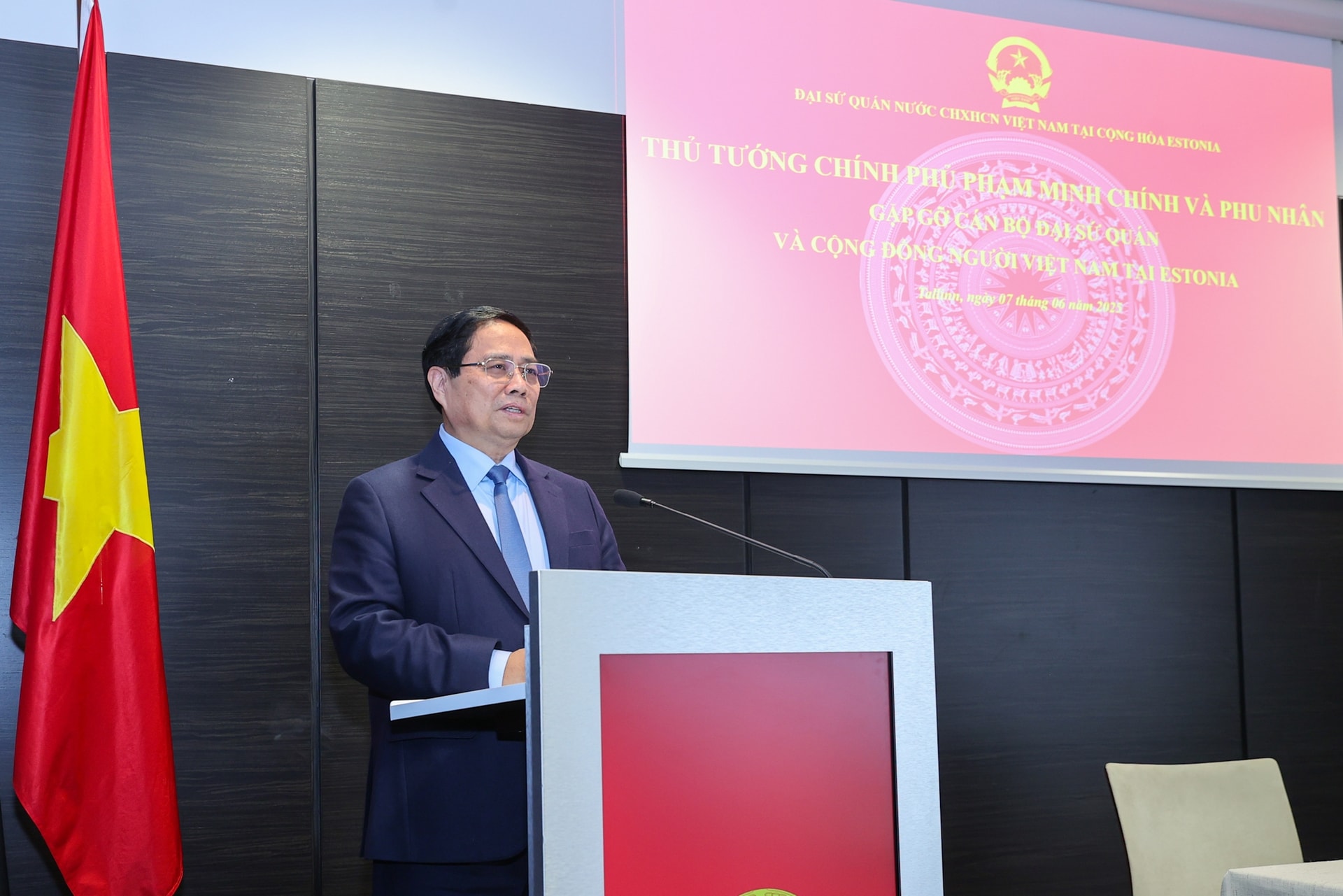Thủ tướng: Đảng, Nhà nước luôn quan tâm cộng đồng Việt Nam ở nước ngoài, dù chỉ một người - Ảnh 3.