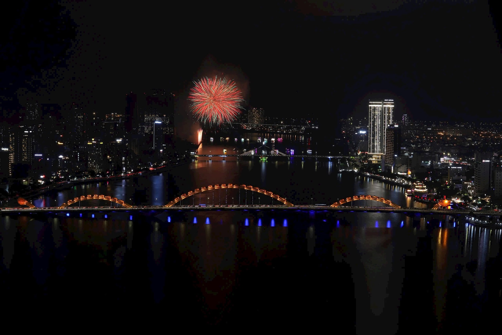 11-6-phao-hoa.jpg