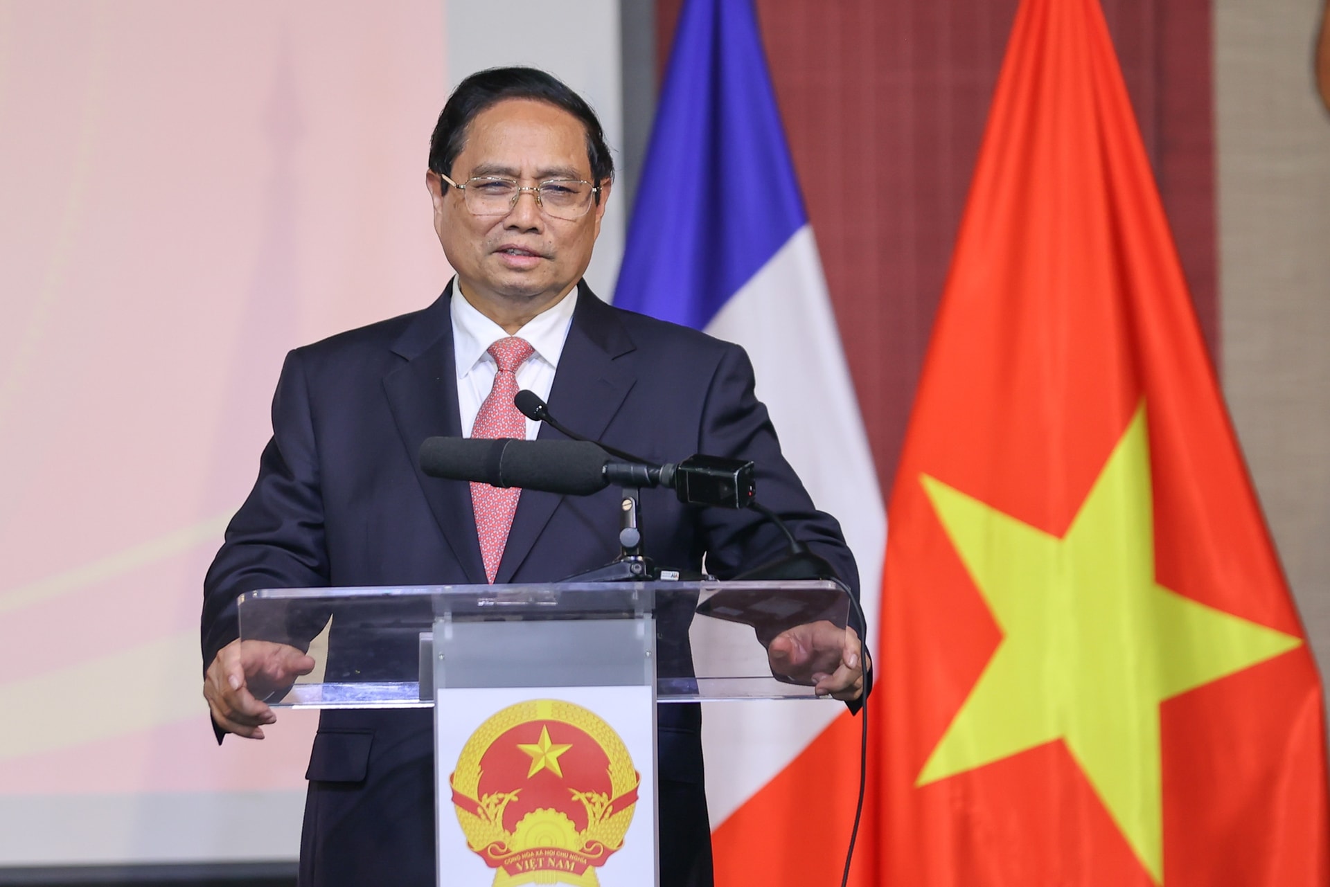 Thủ tướng: Cộng đồng người Việt Nam tại Pháp có truyền thống vô cùng đáng tự hào- Ảnh 7.