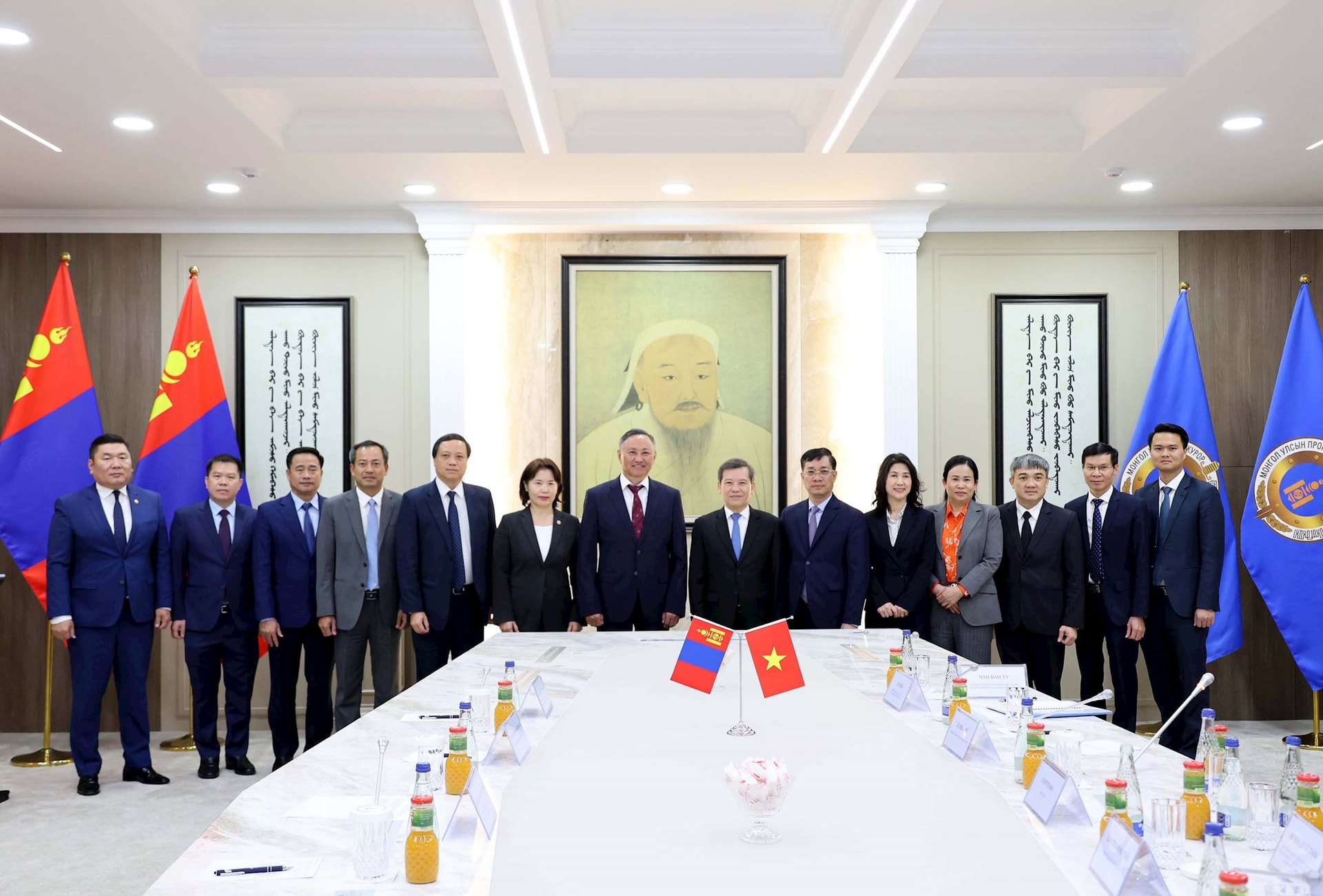 tandtc-viet-nam-mong-co-1-.jpg