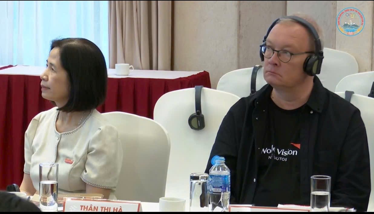 12-6-hoi-thao-1.jpg