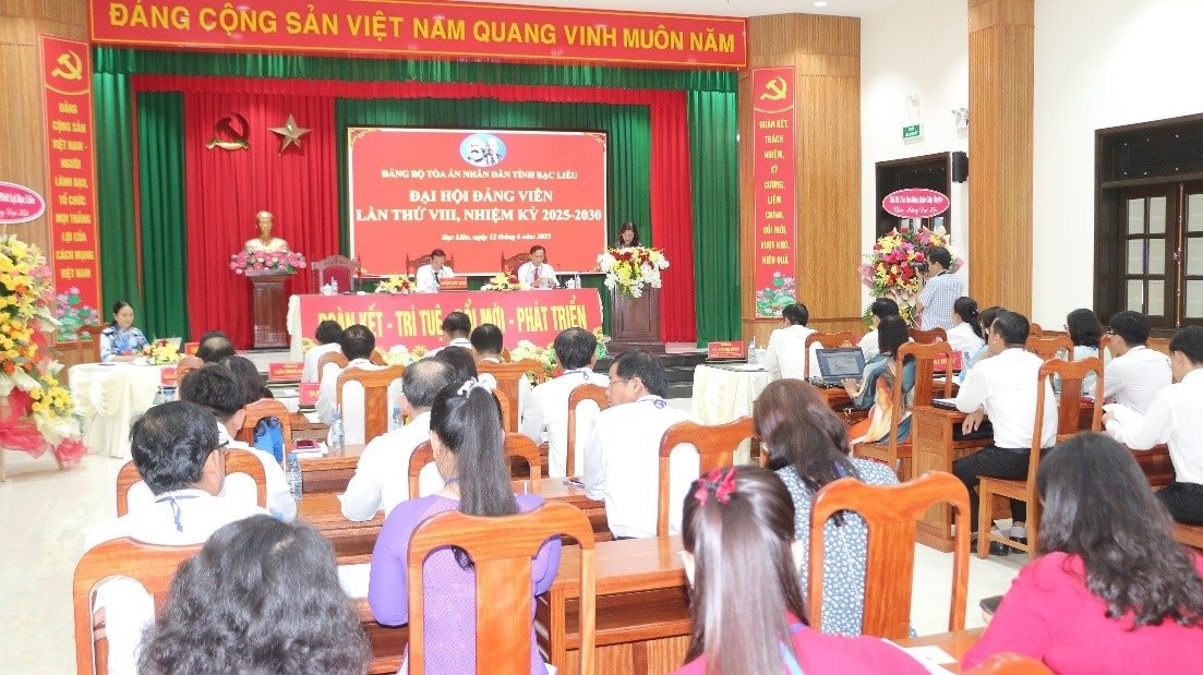 quang-canh.jpg