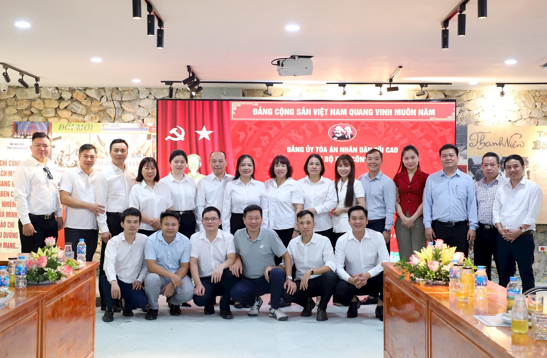 sinh-hoat-chuyen-de-bcl-9-.jpg