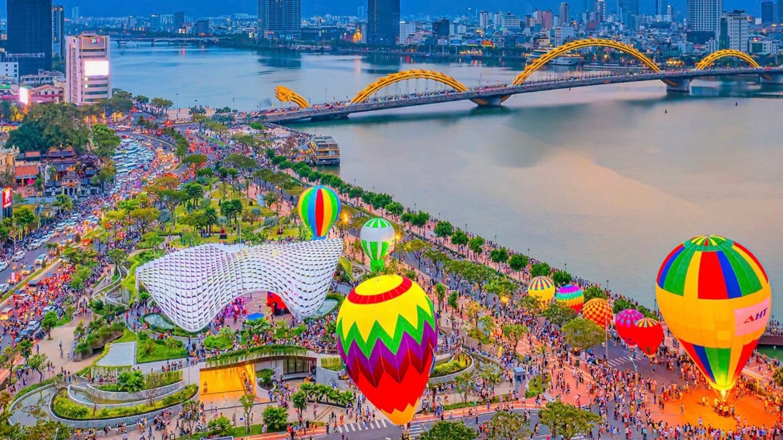 khu-thuong-mai-tu-do-thanh-pho-da-nang.jpg