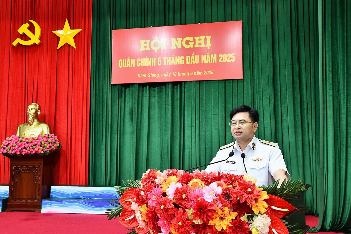 1.-chuan-do-doc-trinh-xuan-tung-chu-tri-hoi-nghi.jpg