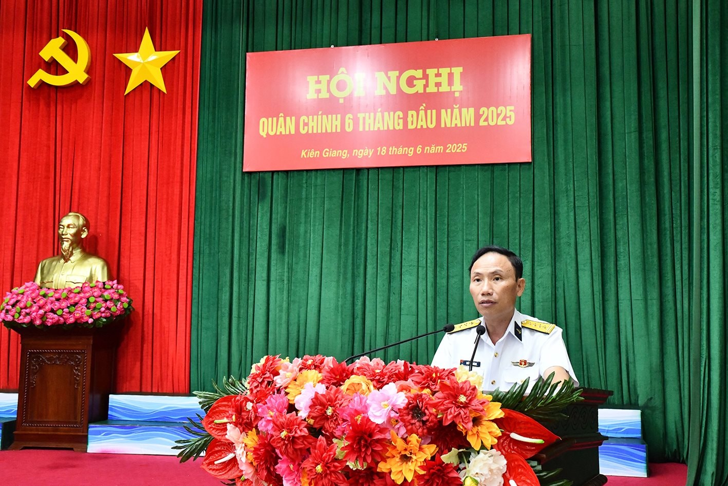 3.-dai-ta-ngo-van-thanh-quan-triet-nghi-quyet-lanh-dao-thuc-hien-nhiem-vu-6-thang-cuoi-nam-2025-cua-dang-uy-vung-5-hai-quan.jpg