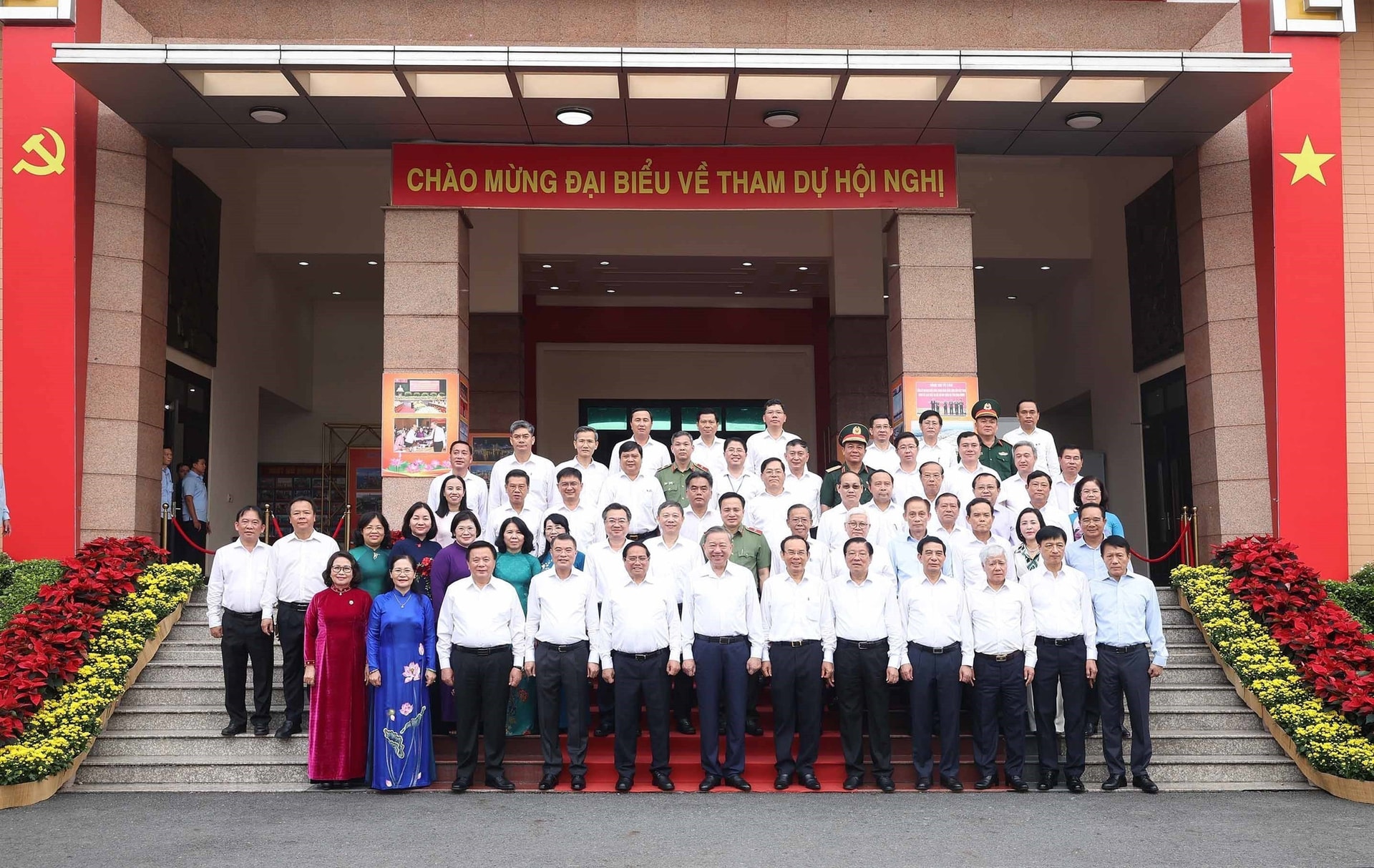 vna-potal-tong-bi-thu-to-lam-va-doan-cong-tac-trung-uong-lam-viec-voi-ban-thuong-vu-thanh-uy-thanh-pho-ho-chi-minh-tinh-ba-ria-vung-tau-va-binh-duon-8098102.jpg