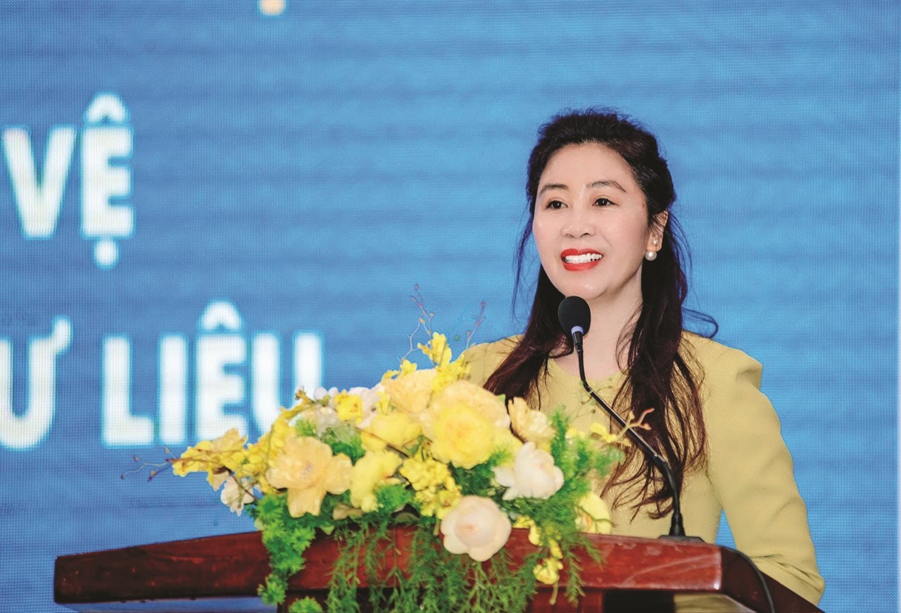pgs.-ts-le-thi-thu-hien-cuc-truong-cuc-di-san-van-hoa-bo-van-hoa-the-thao-va-du-lich-uy-vien-thuong-truc-hoi-dong-di-san-van-hoa-quoc-gia-(1).jpg