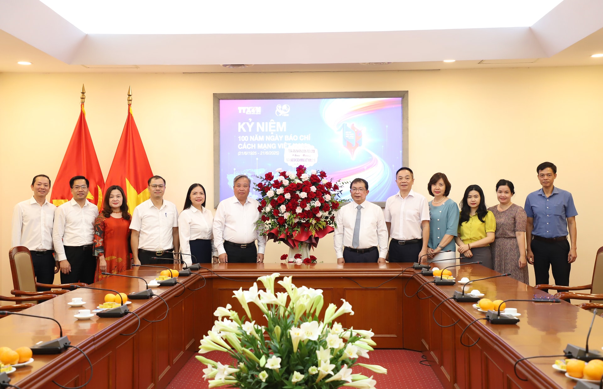 tandtc-chuc-mung-21-6-1-.jpg